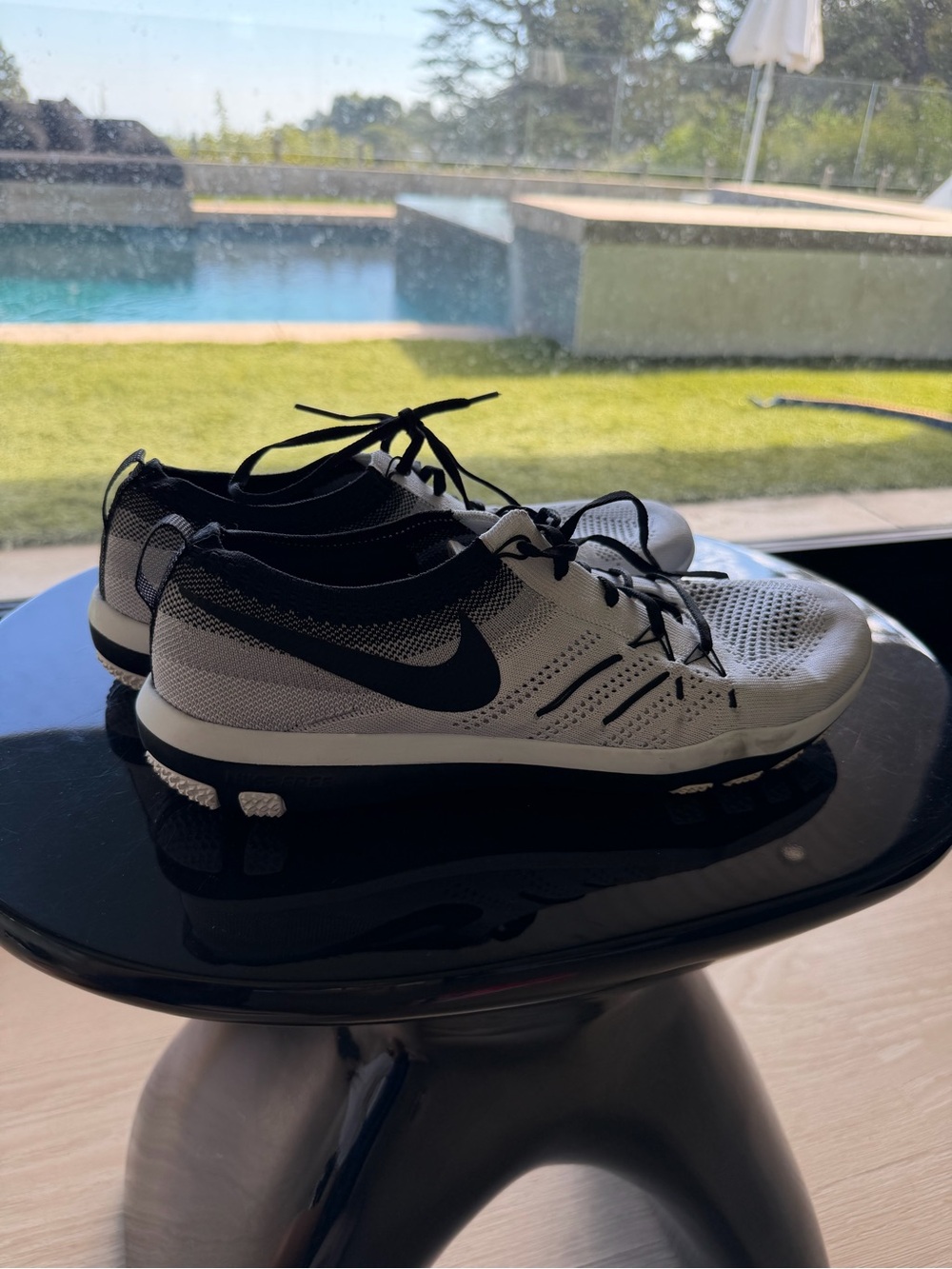 Nike White and Black Knit Athletic Sneakers